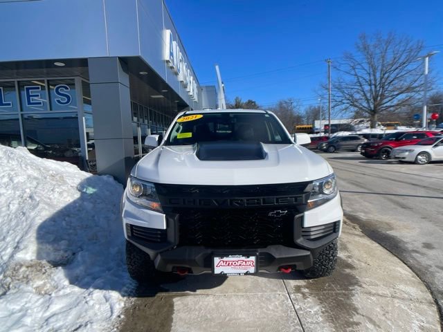 Used 2021 Chevrolet Colorado ZR2 w/ ZR2 Dusk Special Edition image 9