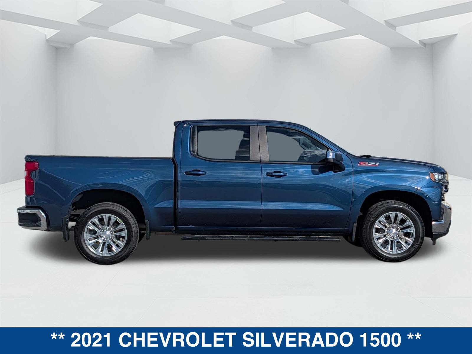 Used 2021 Chevrolet Silverado 1500 LT AWD/4WD image 4
