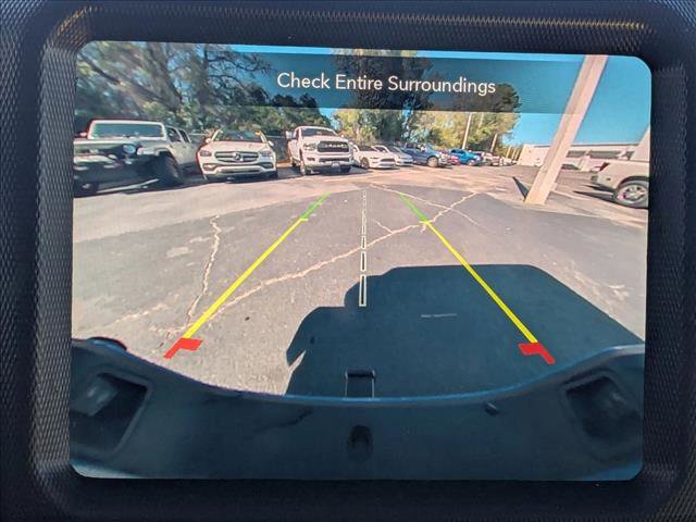 Used 2023 Jeep Gladiator Overland image 18