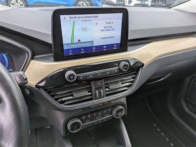 Certified 2022 Ford Escape Titanium w/ Titanium Elite Package image 11