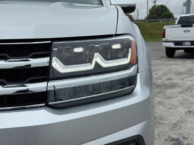 Used 2018 Volkswagen Atlas SEL AWD/4WD image 9
