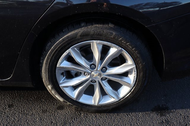 Used 2023 Chevrolet Malibu LT image 17