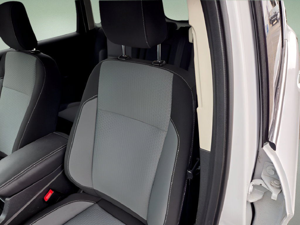 Certified 2019 Ford Escape SE AWD/4WD image 13