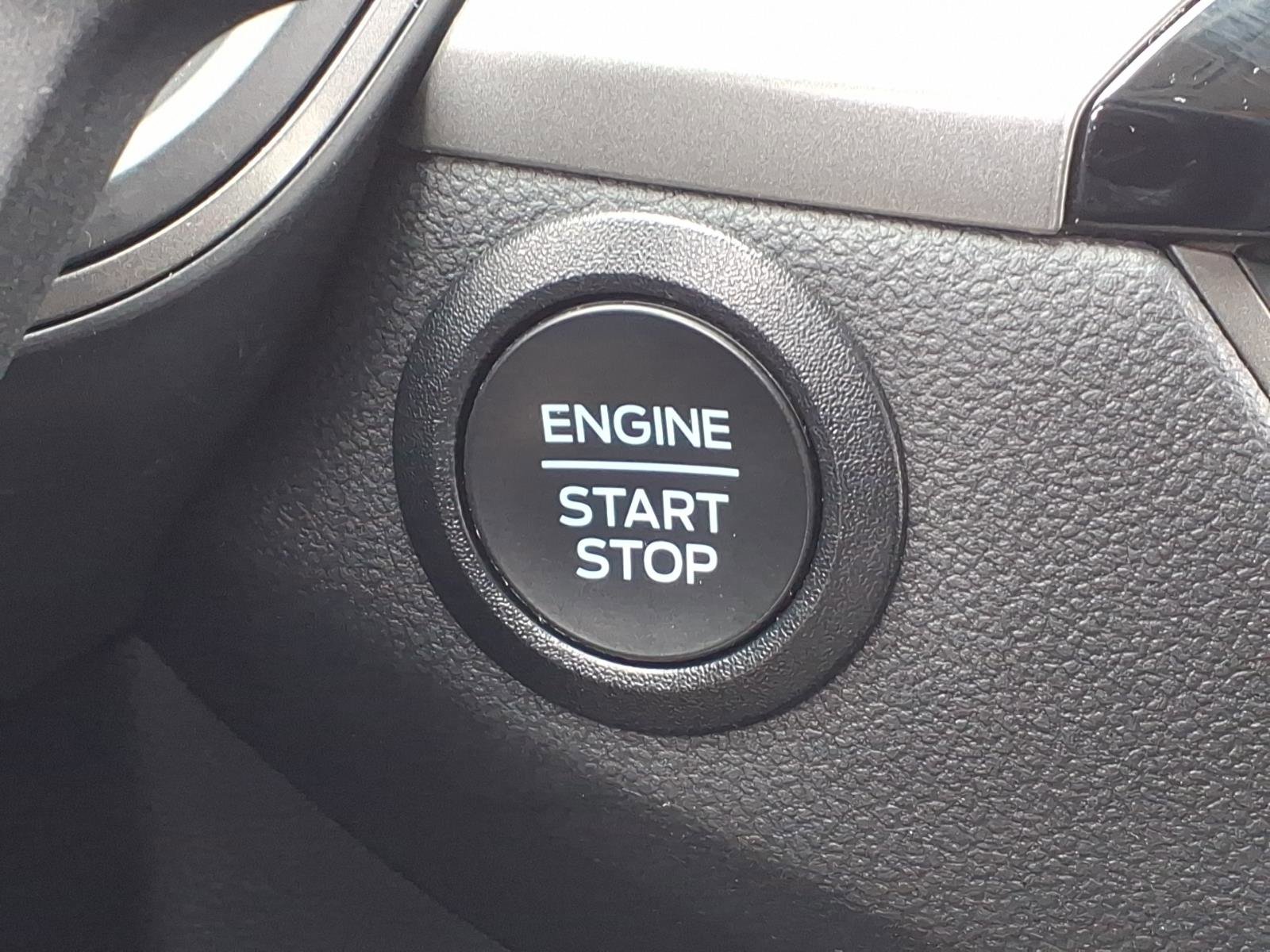 Certified 2023 Ford Escape Active AWD/4WD image 17