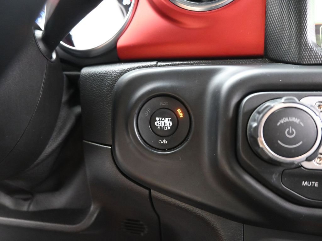 Used 2021 Jeep Wrangler Unlimited Rubicon image 43