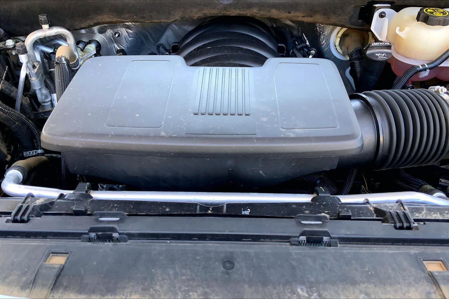 Used 2023 GMC Yukon SLT AWD/4WD image 33