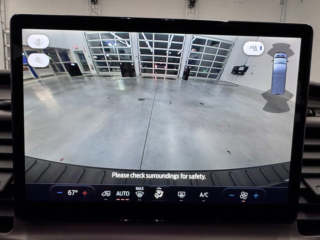 Certified 2022 Ford Transit 350 XLT image 10