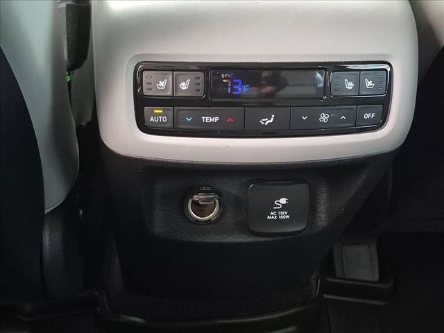 Used 2025 Hyundai Palisade SEL FWD image 18