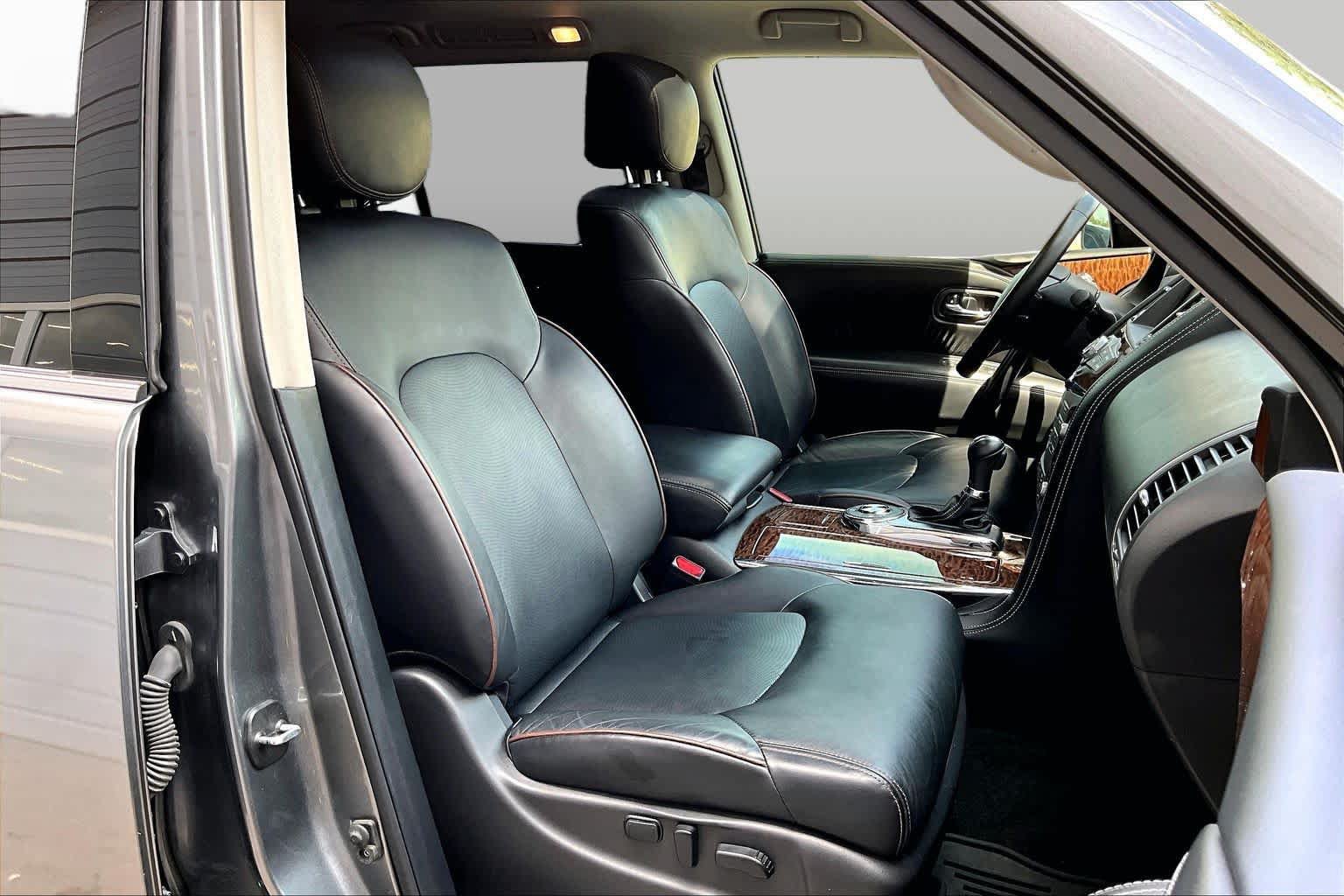 Used 2020 Nissan Armada Platinum w/ Cargo Package RWD image 9