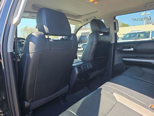 Used 2018 Toyota Tundra Limited w/ Limited Premium Package AWD/4WD image 17