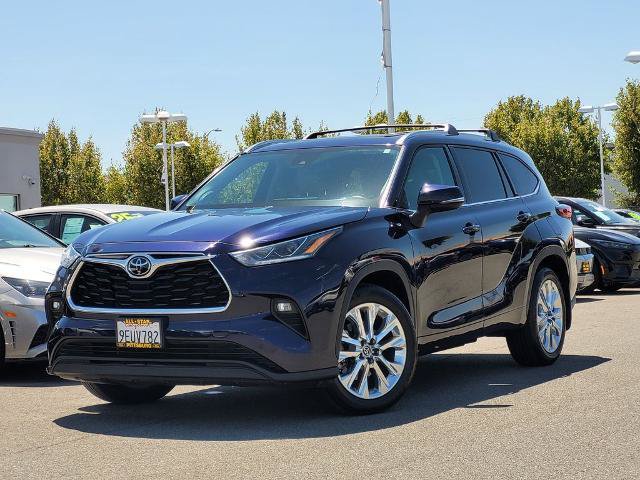 Used 2023 Toyota Highlander Limited AWD/4WD image 8