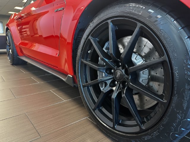Certified 2018 Ford Mustang Shelby GT350 w/ Electronics Package RWD image 11