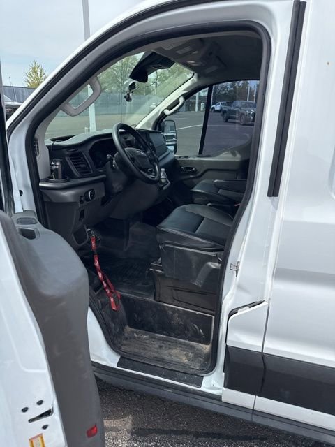 Certified 2023 Ford Transit 250 Low Roof RWD image 7