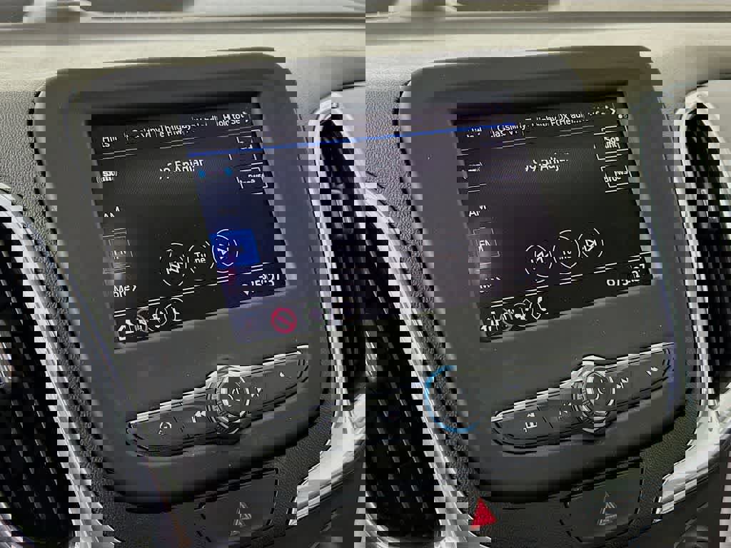 Used 2020 Chevrolet Equinox LT w/ LPO, Floor Liner Package image 17