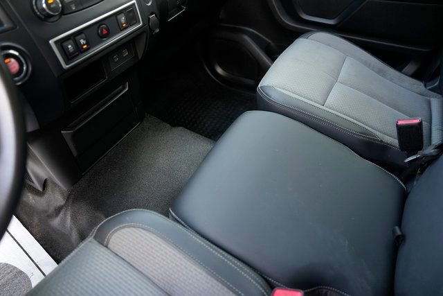 Used 2021 Nissan Titan S w/ S Utility Package image 27