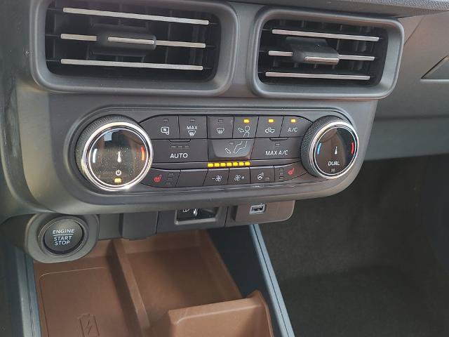Certified 2022 Ford Maverick Lariat w/ Lariat Luxury Package FWD image 26