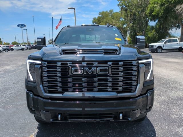 Used 2024 GMC Sierra 2500 Denali Ultimate AWD/4WD image 3