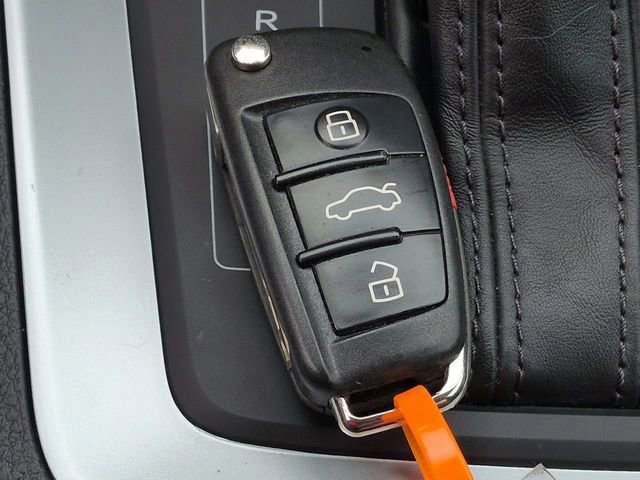 Used 2020 Audi Q3 2.0T Premium w/ Convenience Package image 37