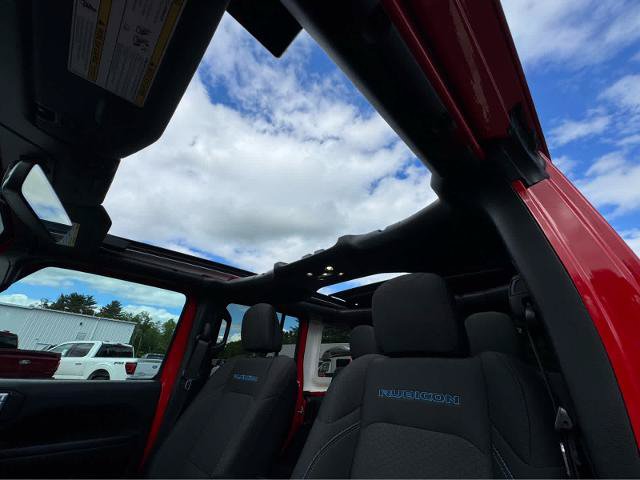 Used 2022 Jeep Wrangler Unlimited Rubicon 4xe AWD/4WD image 24
