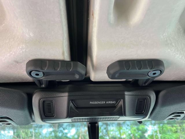 Used 2025 Jeep Gladiator Sport AWD/4WD image 35