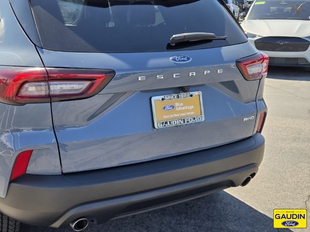 Certified 2025 Ford Escape ST-Line Select AWD/4WD image 6