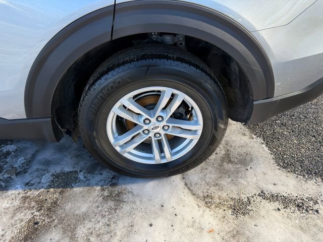 Certified 2022 Ford Explorer XLT w/ Equipment Group 202A image 22