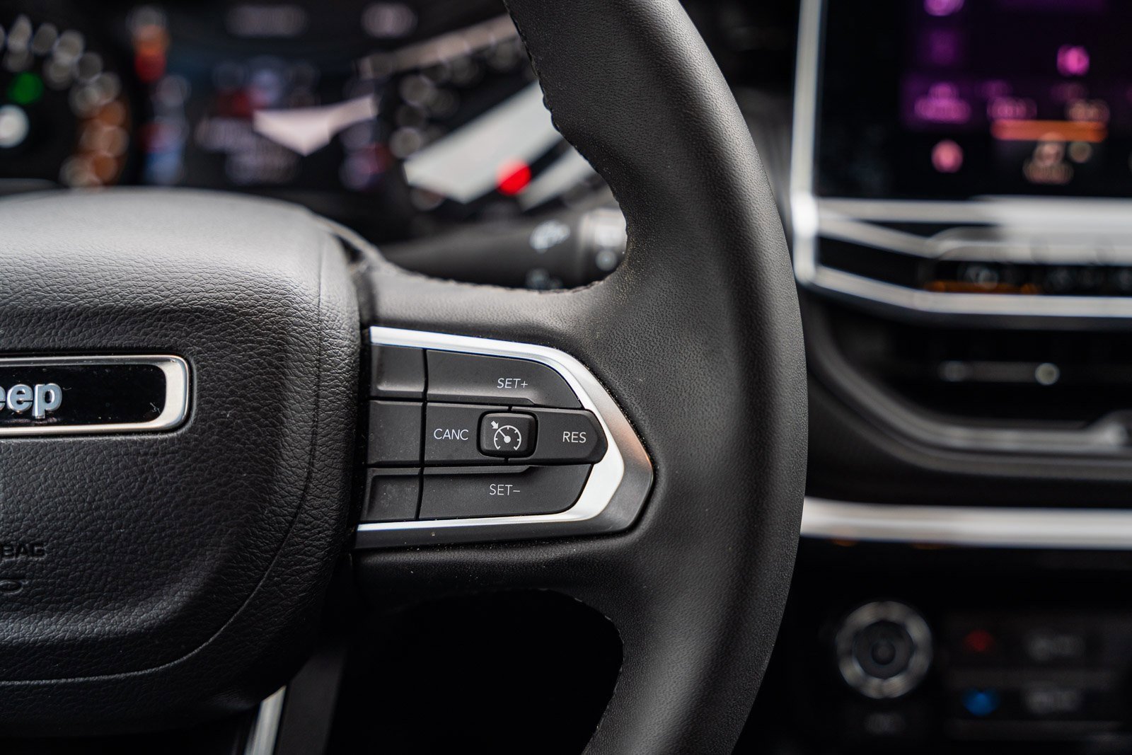 Used 2023 Jeep Compass Altitude image 28