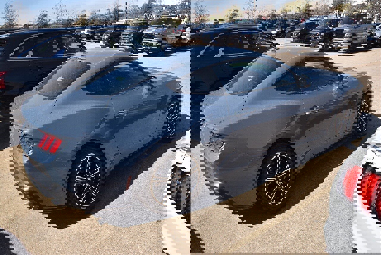 Certified 2025 Ford Mustang Premium image 6