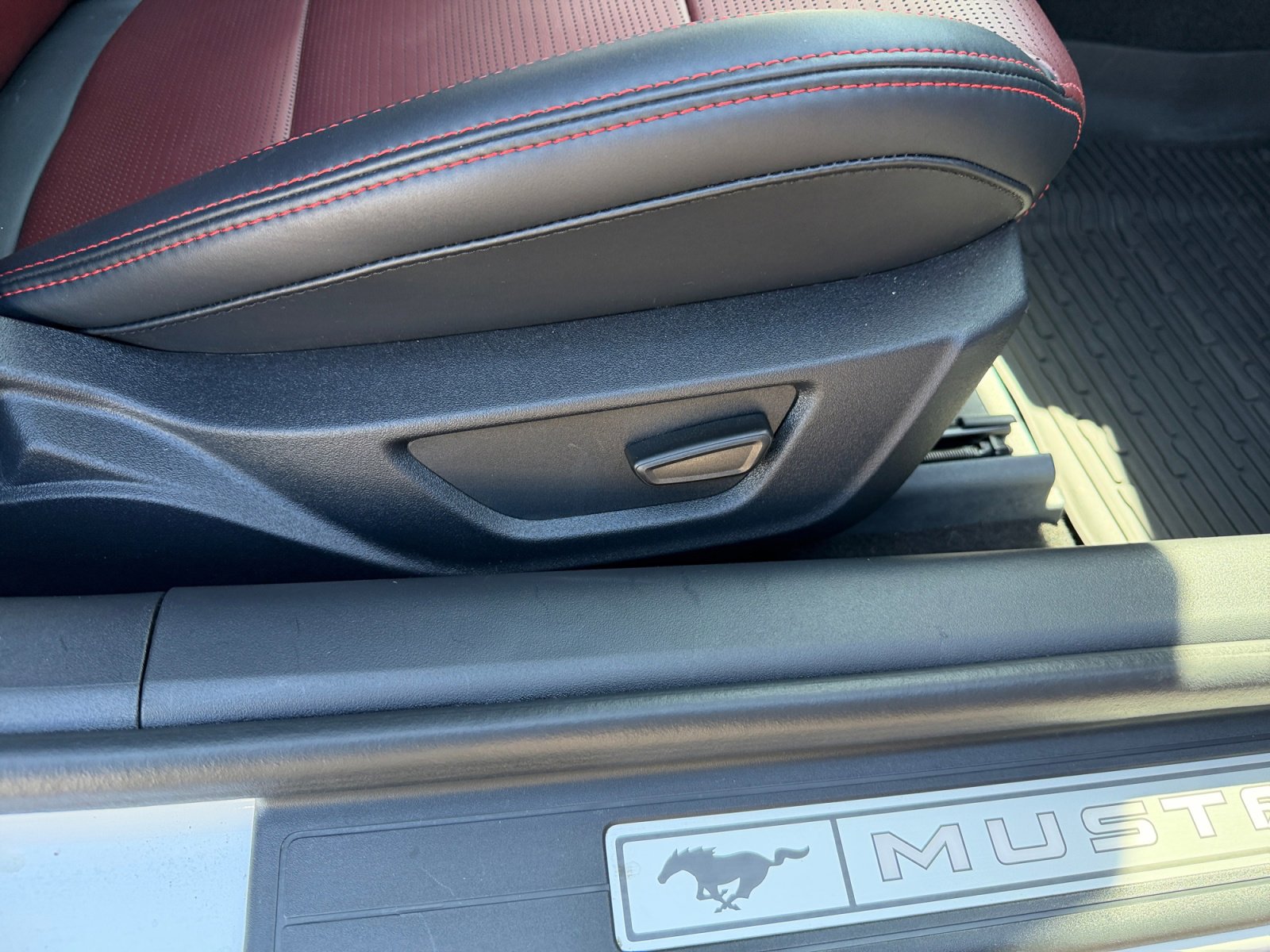 Certified 2024 Ford Mustang GT Premium RWD image 28