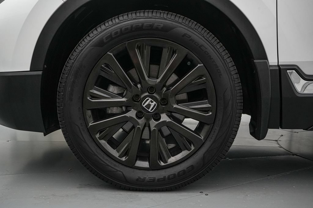 Used 2022 Honda CR-V Touring image 10