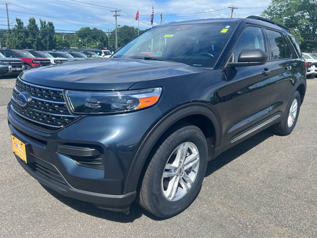 Certified 2023 Ford Explorer XLT AWD/4WD image 3