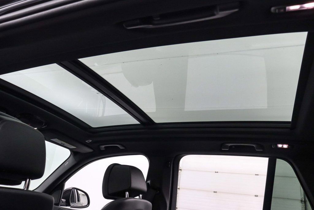 Used 2024 BMW X5 sDrive40i w/ M Sport Package image 21