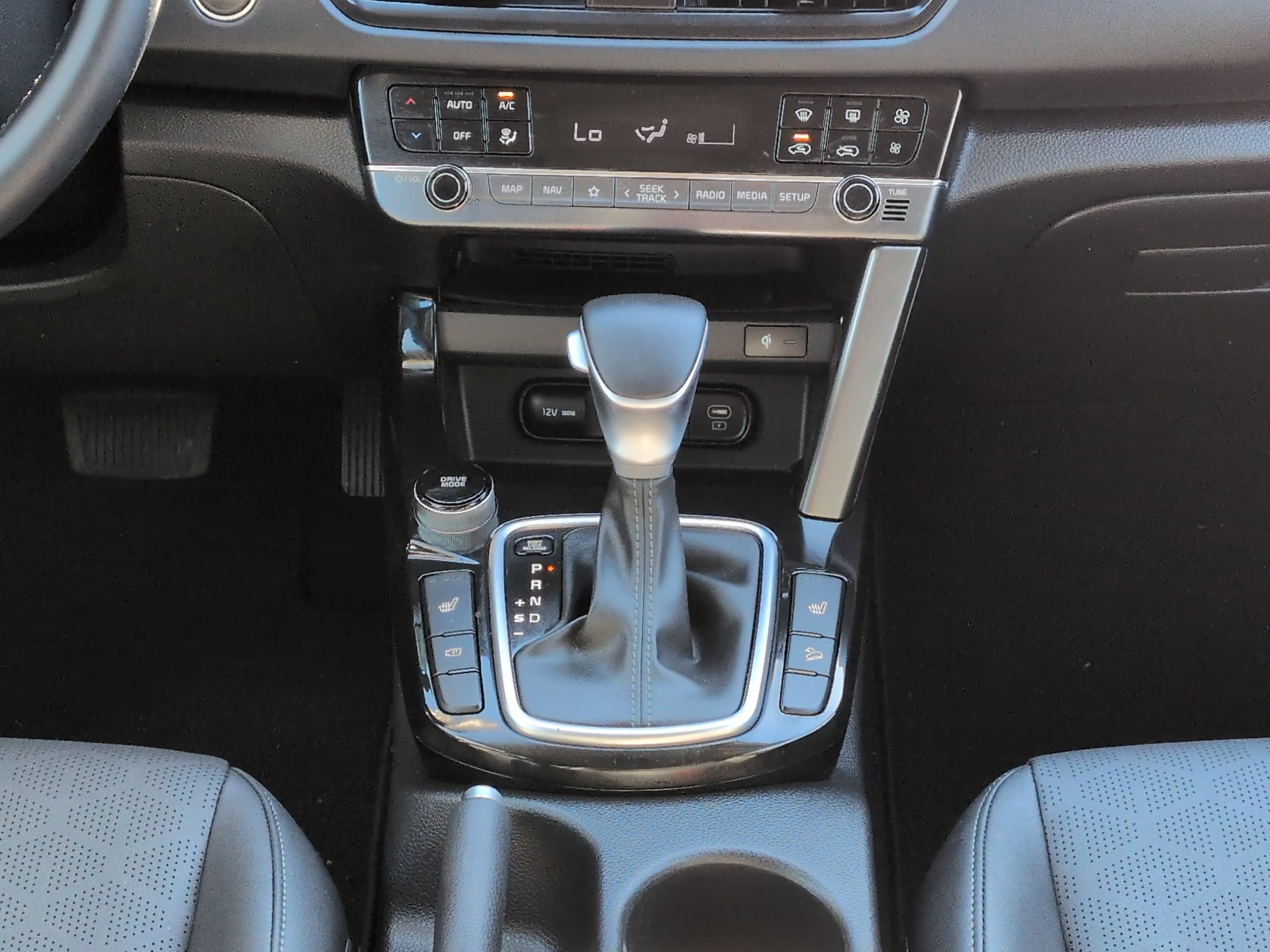 Used 2024 Kia Seltos EX FWD image 17