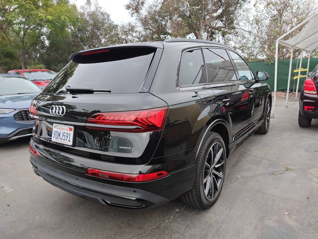 Used 2022 Audi Q7 3.0T Premium Plus w/ Premium Plus Package AWD/4WD image 3
