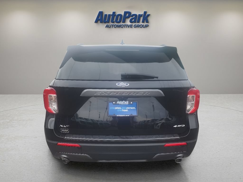 Certified 2024 Ford Explorer XLT w/ Equipment Group 202A AWD/4WD image 7