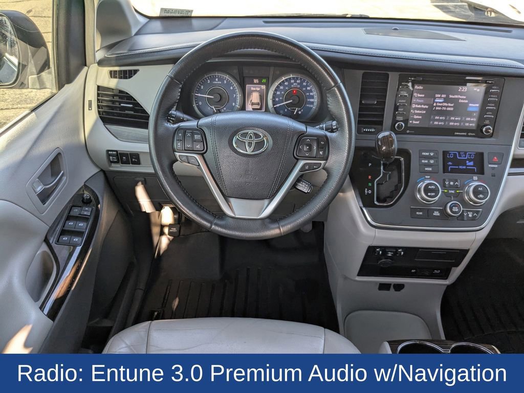 Used 2018 Toyota Sienna XLE Premium image 20