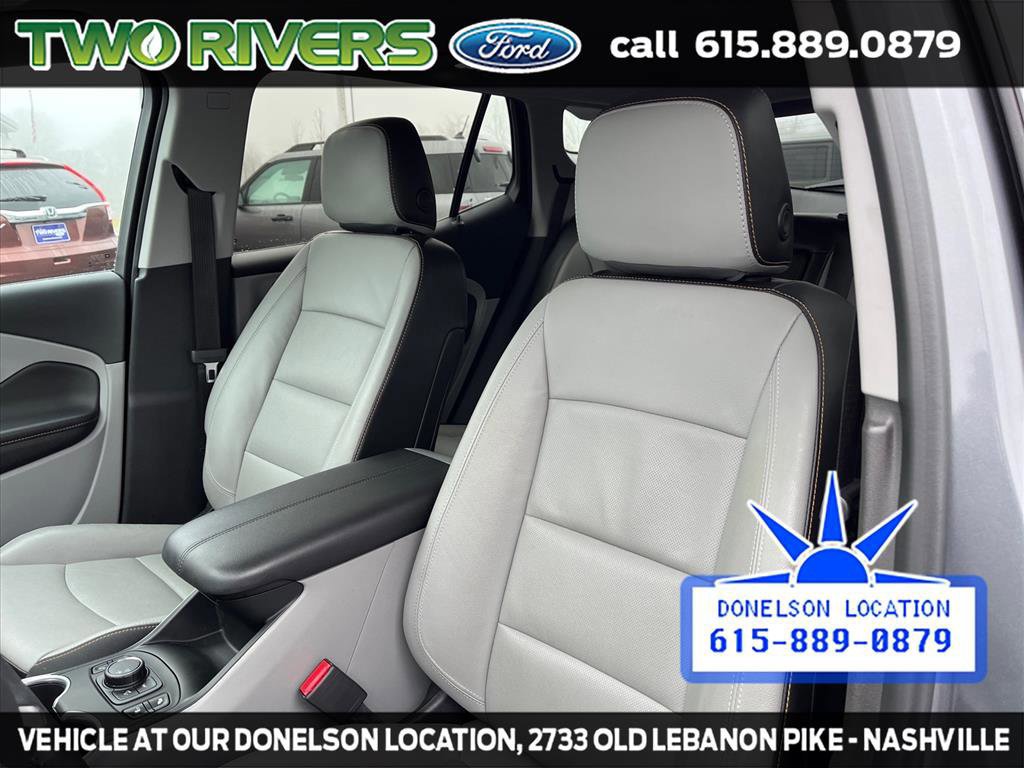 Used 2020 GMC Terrain SLT w/ Preferred Package image 16