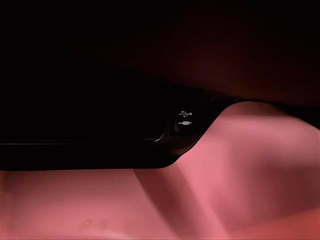 Used 2019 Toyota C-HR XLE FWD image 31