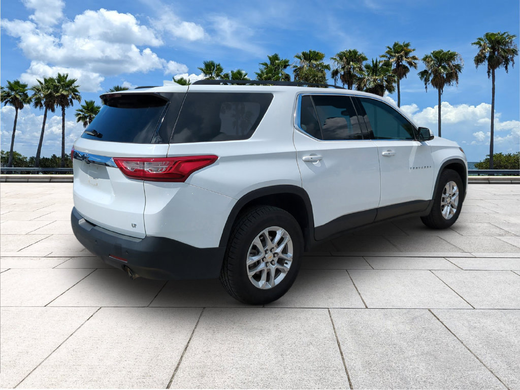 Used 2020 Chevrolet Traverse LT FWD image 7