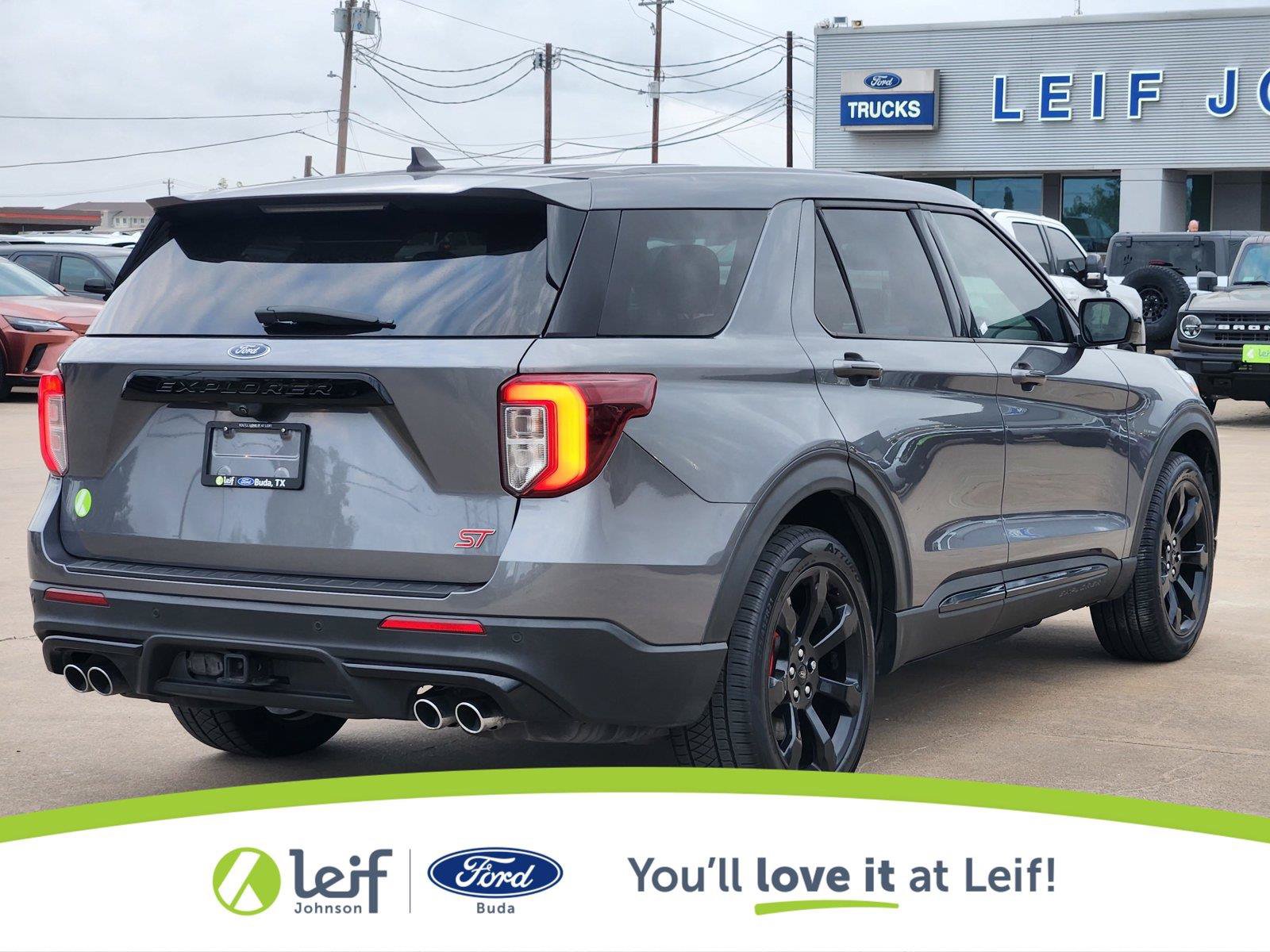 Certified 2022 Ford Explorer ST w/ ST Street Pack RWD image 4