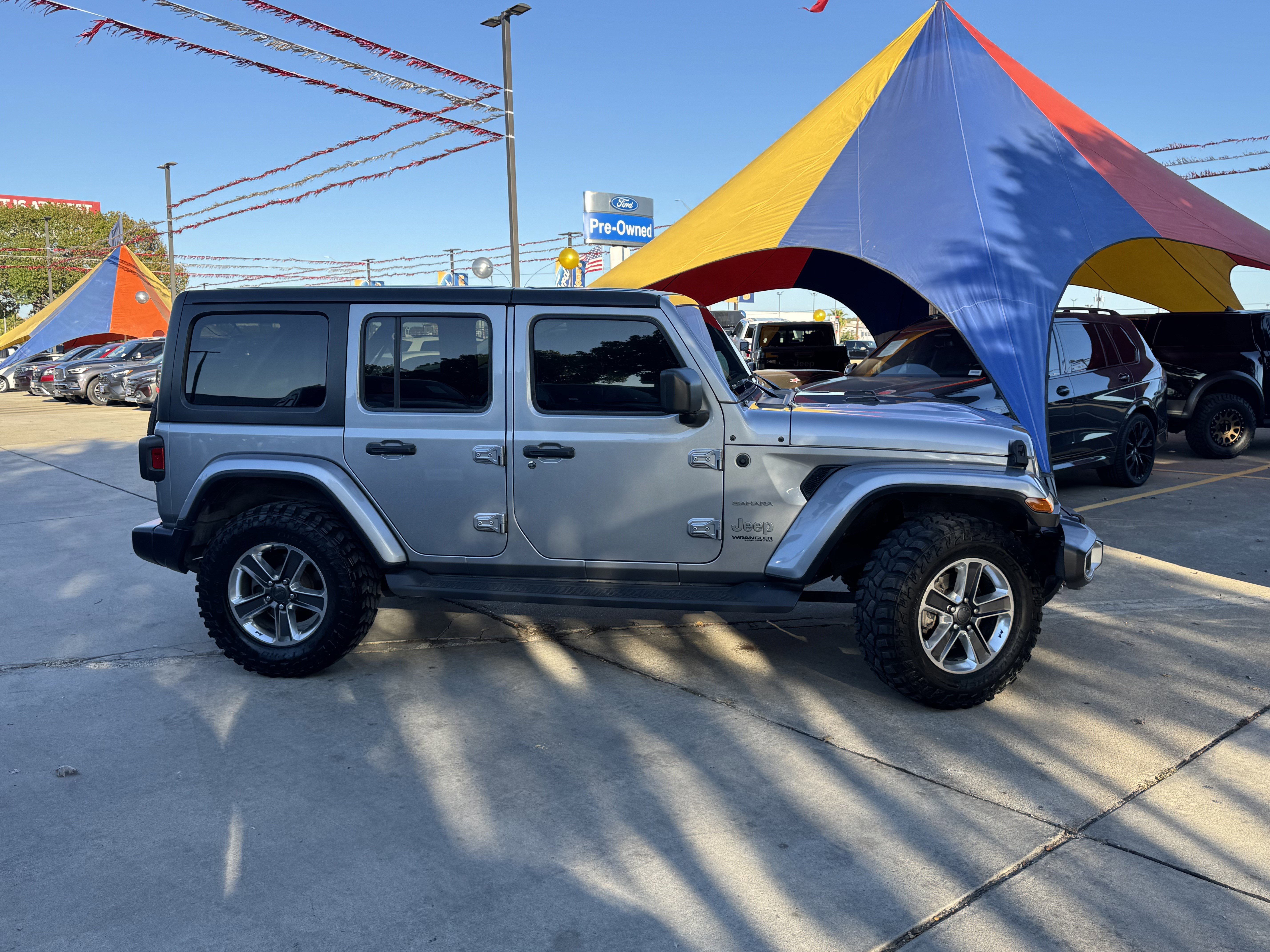 Used 2020 Jeep Wrangler Unlimited Sahara image 3