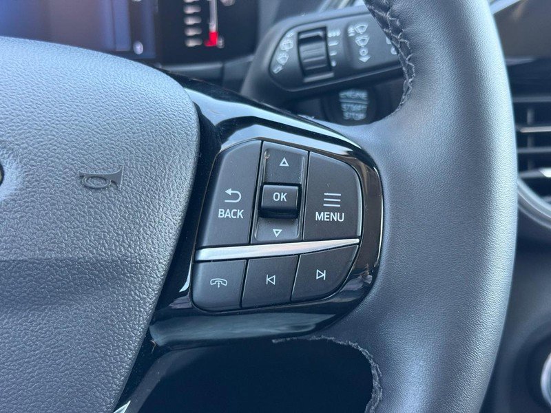 Certified 2023 Ford Escape Active AWD/4WD image 19