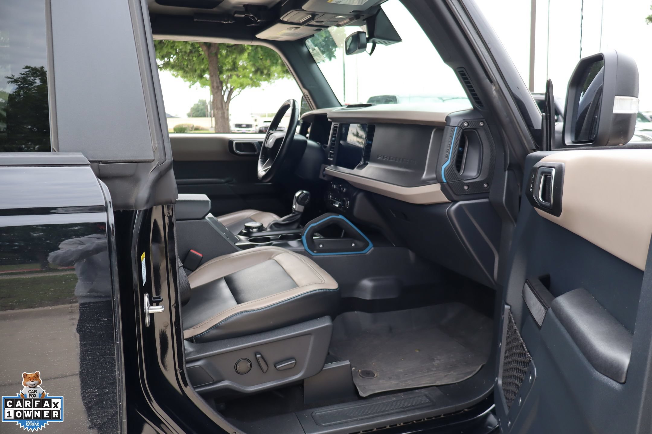 Certified 2024 Ford Bronco Wildtrak AWD/4WD image 29