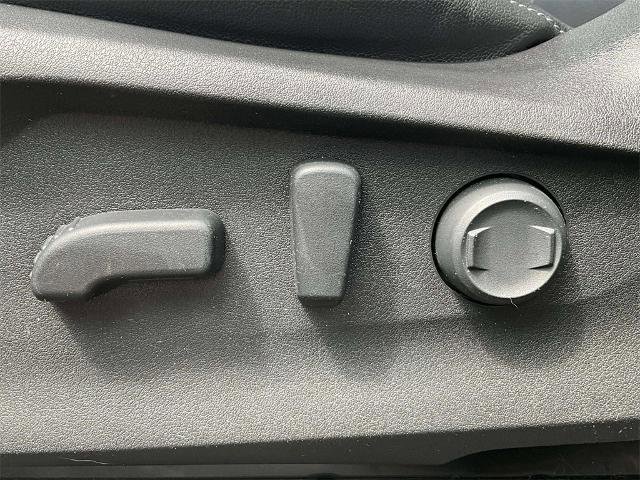 Used 2022 Subaru Ascent Limited image 22