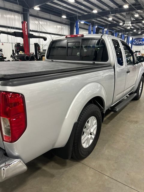 Used 2017 Nissan Frontier SV w/ SV Value Truck Package RWD image 8