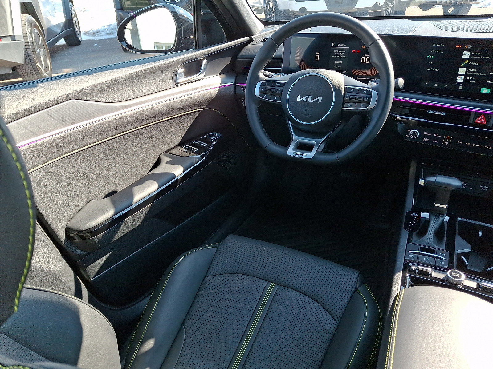 Used 2025 Kia K5 GT image 14