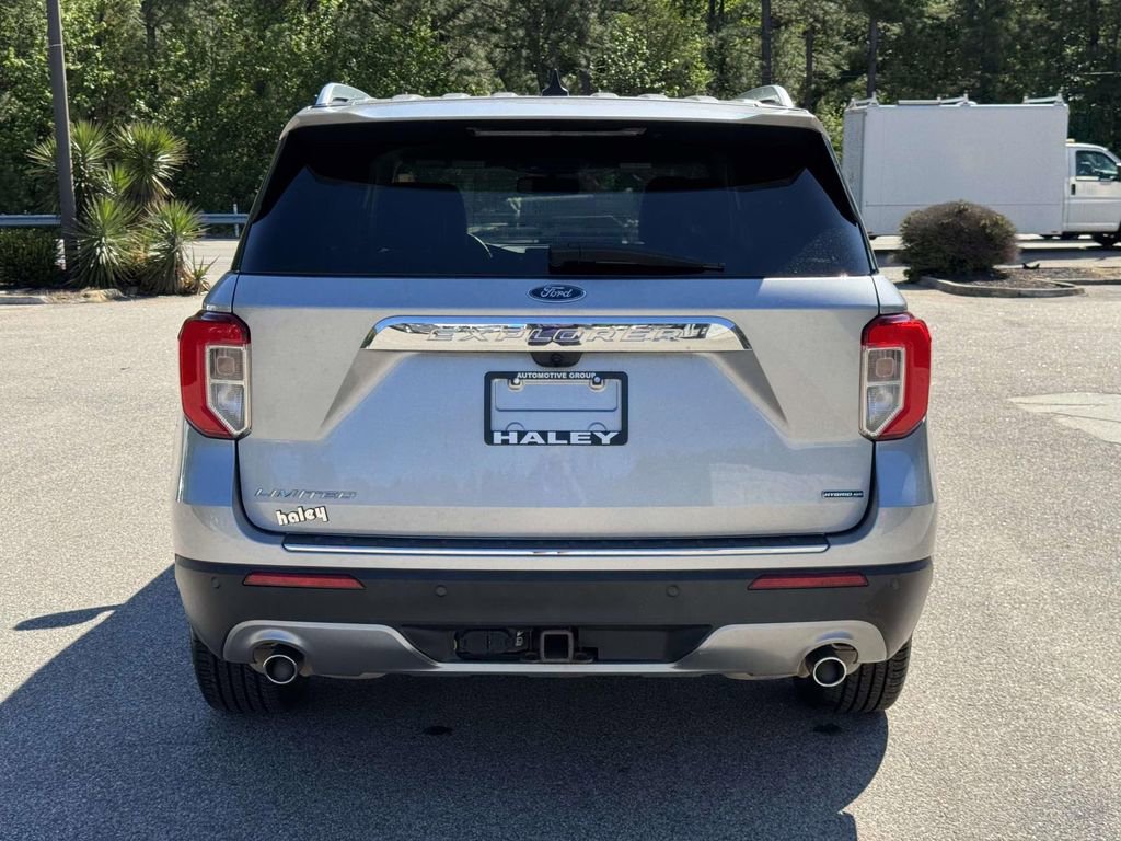 Certified 2021 Ford Explorer Limited w/ Hybrid Equipment Group 310A AWD/4WD image 23