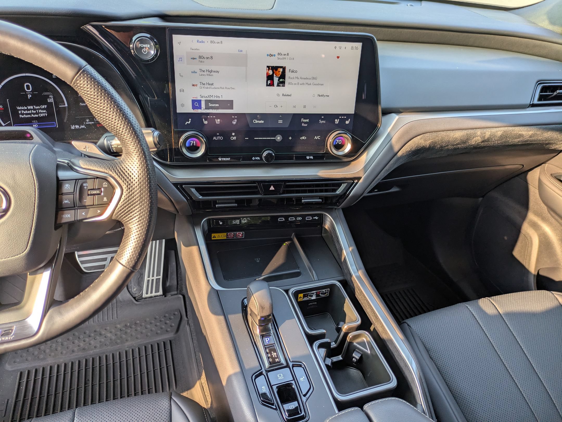 Used 2026 Lexus TX 500h AWD w/ Technology Package image 23