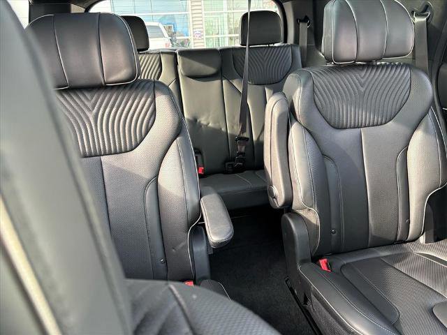Used 2023 Hyundai Palisade Calligraphy image 28