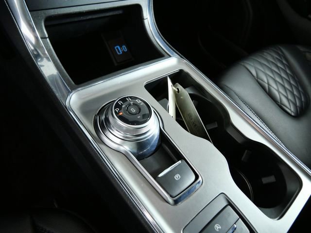 Certified 2023 Ford Edge Titanium w/ Class II Trailer Tow Package image 19